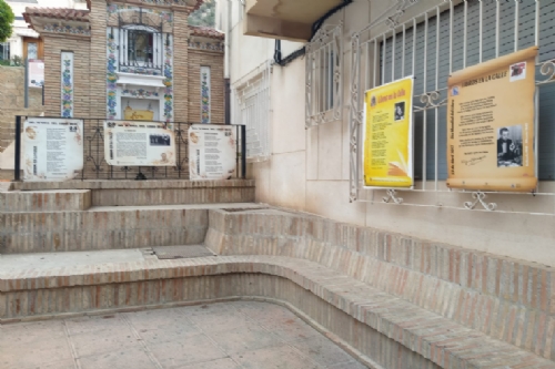 La biblioteca en la calle