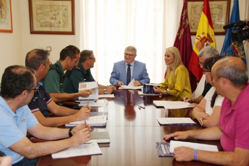 Reunión Junta Local de Seguridad con el Delegado del Gobierno José Vélez