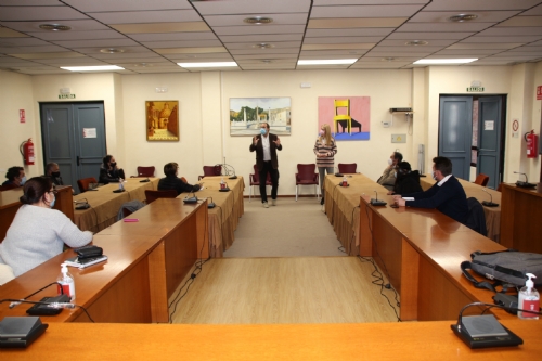 Reunión con Miguel Hernández