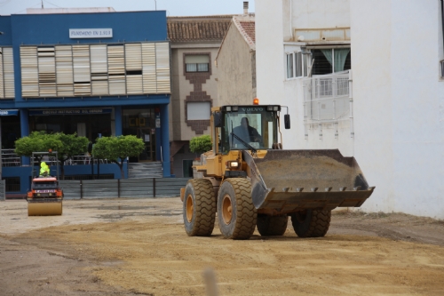 Arreglo del solar calle Severo Ochoa y limpieza consejos comarcales